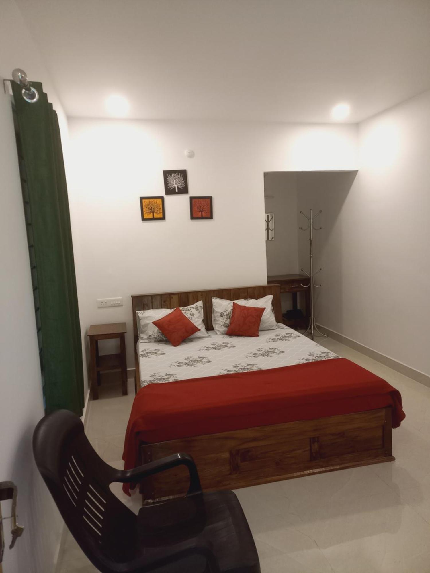 Wild Window - Forest View Homestay Thekkady Exterior photo